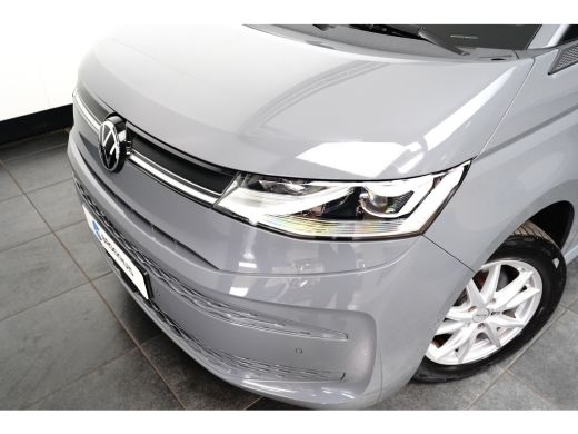 Volkswagen Multivan 1.4 eHybrid 218 pk life 7pers. | Achteruitrijcamera | Apple Carplay | Stoelverwarming | ActivLease financial lease