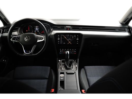 Volkswagen Passat Variant 1.4 TSI PHEV GTE Business | ACC | Stoelverwarming | Camera | LED Matrix | 17'' | | Achter... ActivLease financial lease