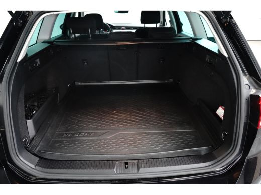 Volkswagen Passat Variant 1.4 TSI PHEV GTE Business | ACC | Stoelverwarming | Camera | LED Matrix | 17'' | | Achter... ActivLease financial lease