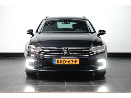 Volkswagen Passat Variant 1.4 TSI PHEV GTE Business | ACC | Stoelverwarming | Camera | LED Matrix | 17'' | | Achter... ActivLease financial lease