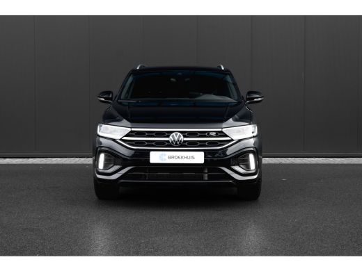 Volkswagen T-Roc 1.5 TSI 150pk R-Line Edition DSG | Trekhaak | Camera | Apple Carplay | ActivLease financial lease