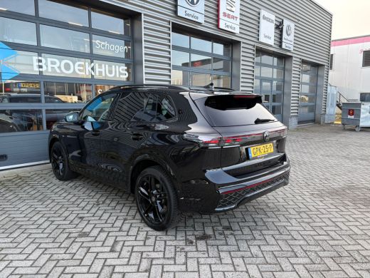 Volkswagen Tiguan 1.5 eHybrid 272 pk R-Line Business | Trekhaak | Assitance pakket plus | Black Style pakket | Comf... ActivLease financial lease