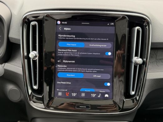 Volvo  C40 Recharge Plus 69 kWh VOL OPTIES| ELEKTRISCHE ACHTERKLEP| DEALER ONDERHOUDEN| RIJKLAARPRIJS| WARMT... ActivLease financial lease