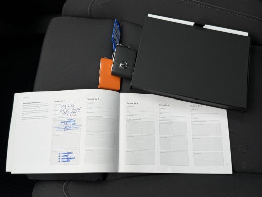 Volvo  C40 Recharge Plus 69 kWh VOL OPTIES| ELEKTRISCHE ACHTERKLEP| DEALER ONDERHOUDEN| RIJKLAARPRIJS| WARMT... ActivLease financial lease