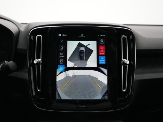 Volvo  EC40 Single Plus Black Edition Europa 70 kWh | 360&deg; Camera | Harman/Kardon | Adaptive Cruise | BLIS | ... ActivLease financial lease