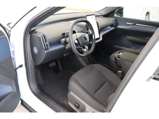 Volvo  EX30 P5 Long Range 272PK Europa Plus 69kWh | Getint Glas | Power Seats | Stoelverw | HK Audio | Achter... ActivLease financial lease