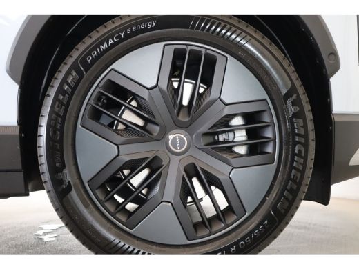 Volvo  EX30 P5 Long Range 272PK Europa Plus 69kWh | Getint Glas | Power Seats | Stoelverw | HK Audio | Achter... ActivLease financial lease