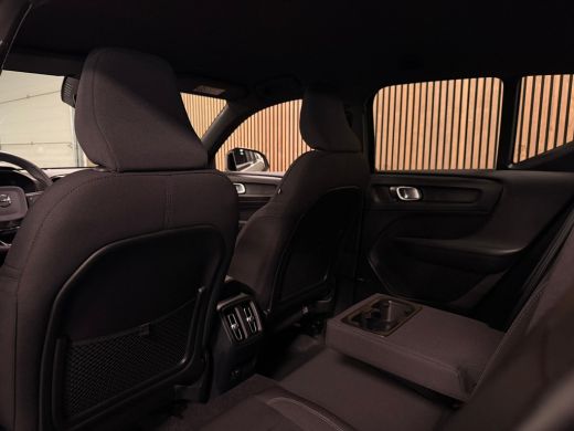 Volvo  EX40 Recharge Single Motor Core 69 kWh | Trekhaak | All Season Banden | Stoel en Stuurwielverwarming |... ActivLease financial lease