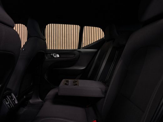 Volvo  EX40 Recharge Single Motor Core 69 kWh | Trekhaak | All Season Banden | Stoel en Stuurwielverwarming |... ActivLease financial lease