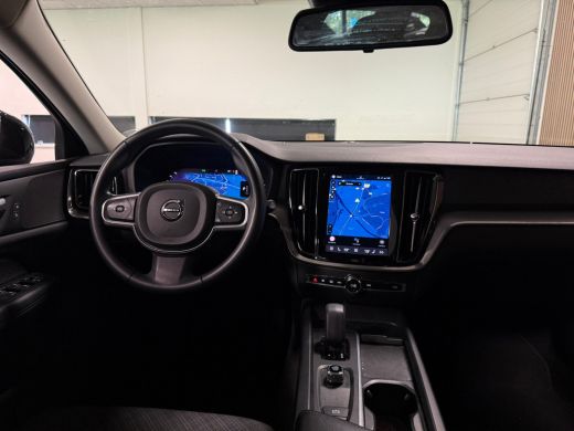 Volvo  V60 B3 Essential Edition | All Season Banden | Cruise Control | Google Infotainment | Parkeersensoren... ActivLease financial lease