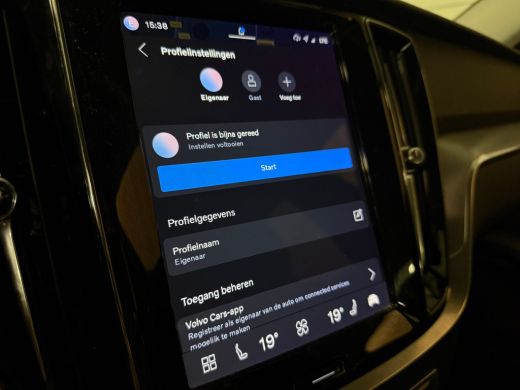 Volvo  V60 B3 Essential Edition | All Season Banden | Cruise Control | Google Infotainment | Parkeersensoren... ActivLease financial lease