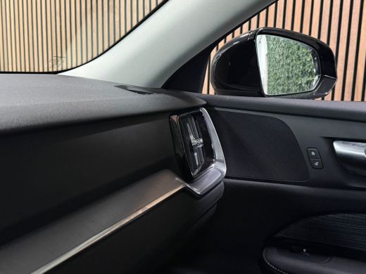 Volvo  V60 B3 Essential Edition | All Season Banden | Cruise Control | Google Infotainment | Parkeersensoren... ActivLease financial lease