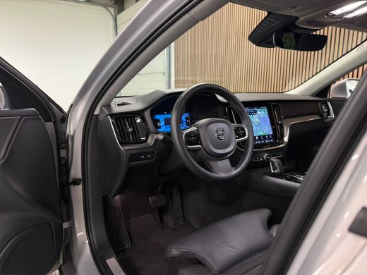 Volvo  V60 T6 AWD Recharge Plus Bright | Schuifdak | Trekhaak | 360&deg; Camera | Adaptieve Cruise Control | Sto... ActivLease financial lease