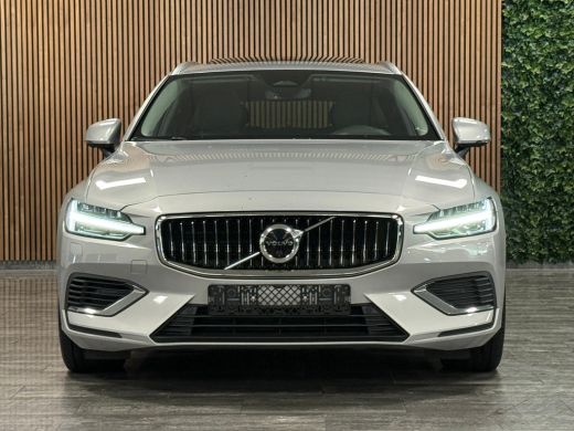 Volvo  V60 T6 AWD Recharge Plus Bright | Schuifdak | Trekhaak | 360&deg; Camera | Adaptieve Cruise Control | Sto... ActivLease financial lease
