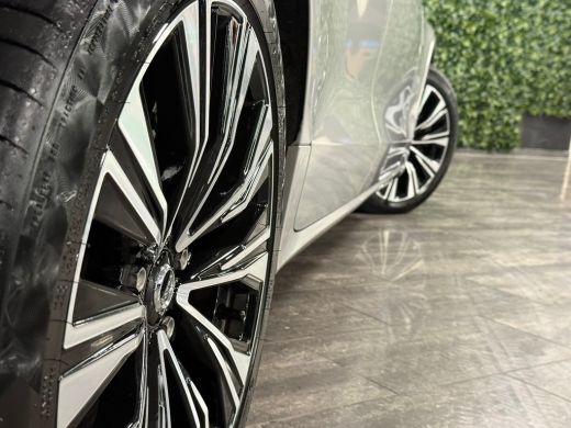 Volvo  V60 T6 AWD Recharge Plus Bright | Schuifdak | Trekhaak | 360&deg; Camera | Adaptieve Cruise Control | Sto... ActivLease financial lease