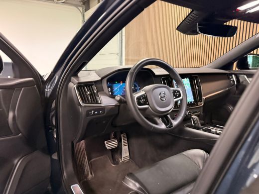 Volvo  V90 T6 AWD Recharge Plus Dark | Schuifdak | 360 Camera | Harman Kardon | Adaptieve Cruise Control | S... ActivLease financial lease