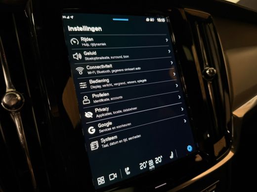 Volvo  V90 T6 AWD Recharge Plus Dark | Schuifdak | 360 Camera | Harman Kardon | Adaptieve Cruise Control | S... ActivLease financial lease