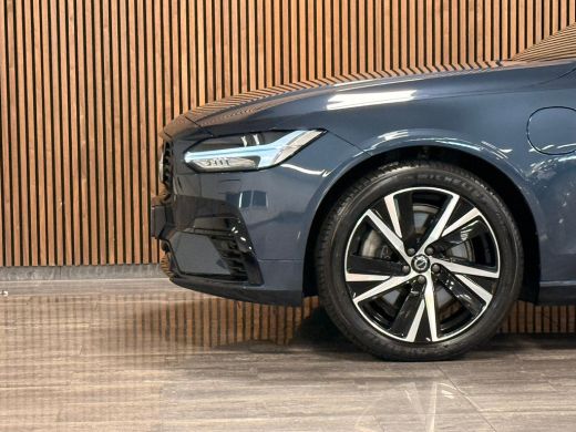 Volvo  V90 T6 AWD Recharge Plus Dark | Schuifdak | 360 Camera | Harman Kardon | Adaptieve Cruise Control | S... ActivLease financial lease