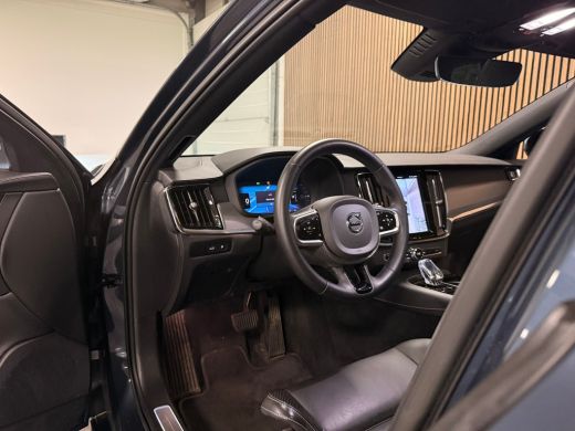 Volvo  V90 T8 AWD Plus Dark Long Range | Schuifdak | Harman Kardon | 455pk | Adaptieve Cruise Control | Stoe... ActivLease financial lease