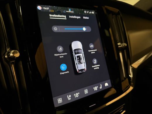 Volvo  V90 T8 AWD Plus Dark Long Range | Schuifdak | Harman Kardon | 455pk | Adaptieve Cruise Control | Stoe... ActivLease financial lease