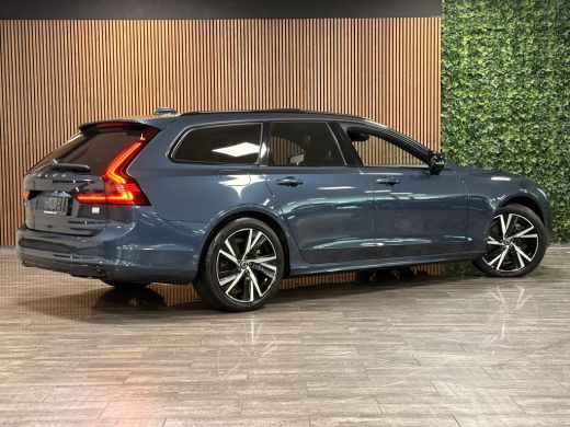 Volvo  V90 T8 AWD Plus Dark Long Range | Schuifdak | Harman Kardon | 455pk | Adaptieve Cruise Control | Stoe... ActivLease financial lease