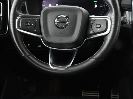 Volvo  XC40 | SOH 97.1% | Trekhaak | Panoramadak | Leder/alcantara | Stuur/stoel verwarming | Park assit | Ca... ActivLease financial lease