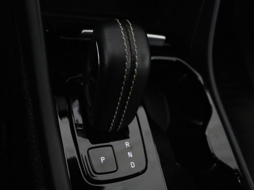 Volvo  XC40 | SOH 97.1% | Trekhaak | Panoramadak | Leder/alcantara | Stuur/stoel verwarming | Park assit | Ca... ActivLease financial lease