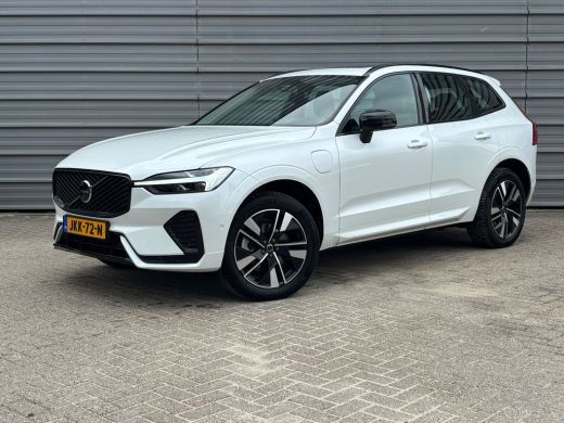 Volvo  XC60 T6 350PK AWD Plus | Pano-dak | 360&deg; | Head Up Display | Trekhaak | All season ActivLease financial lease