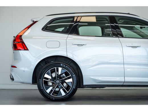 Volvo  XC60 T6 350PK AWD Plus | Pano-dak | 360&deg; | Head Up Display | Trekhaak | All season ActivLease financial lease
