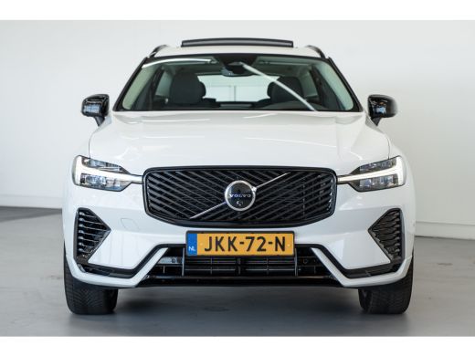 Volvo  XC60 T6 350PK AWD Plus | Pano-dak | 360&deg; | Head Up Display | Trekhaak | All season ActivLease financial lease