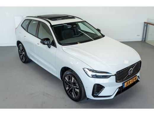 Volvo  XC60 T6 350PK AWD Plus | Pano-dak | 360&deg; | Head Up Display | Trekhaak | All season ActivLease financial lease