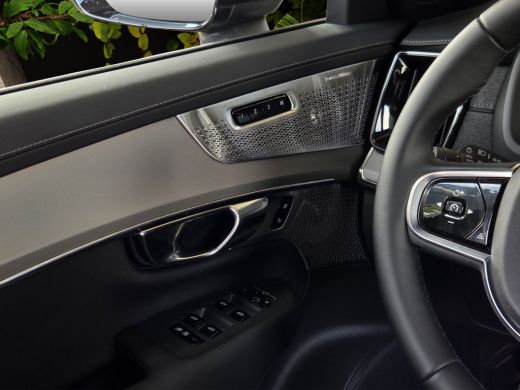 Volvo  XC90 2.0 T8 Plug-in hybrid AWD Ultra Bright Exec. Ed. | Luchtvering | Bowers&Wilkins | Massage/ventila... ActivLease financial lease