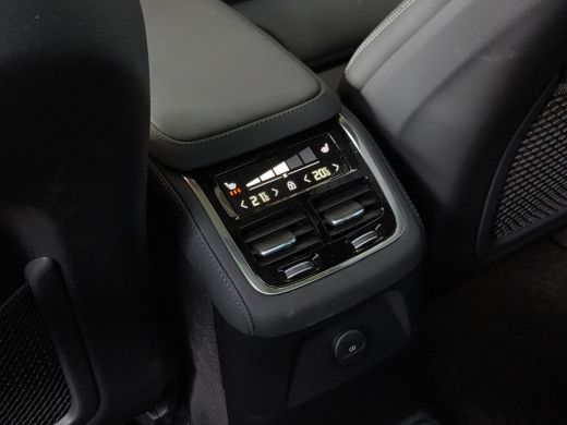 Volvo  XC90 2.0 T8 Plug-in hybrid AWD Ultra Bright Exec. Ed. | Luchtvering | Bowers&Wilkins | Massage/ventila... ActivLease financial lease