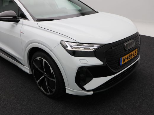 Audi Q4 e-tron 40 Launch edition S Competition 77 kWh 204 Pk | Stoelverwarming | Panorama dak | Adaptive Cruise ... ActivLease financial lease
