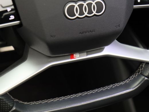 Audi Q4 e-tron 40 Launch edition S Competition 77 kWh 204 Pk | Stoelverwarming | Panorama dak | Adaptive Cruise ... ActivLease financial lease