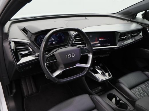 Audi Q4 e-tron 40 Launch edition S Competition 77 kWh 204 Pk | Stoelverwarming | Panorama dak | Adaptive Cruise ... ActivLease financial lease