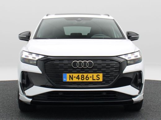 Audi Q4 e-tron 40 Launch edition S Competition 77 kWh 204 Pk | Stoelverwarming | Panorama dak | Adaptive Cruise ... ActivLease financial lease