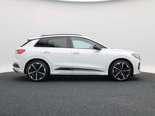 Audi Q4 e-tron 40 Launch edition S Competition 77 kWh 204 Pk | Stoelverwarming | Panorama dak | Adaptive Cruise ... ActivLease financial lease