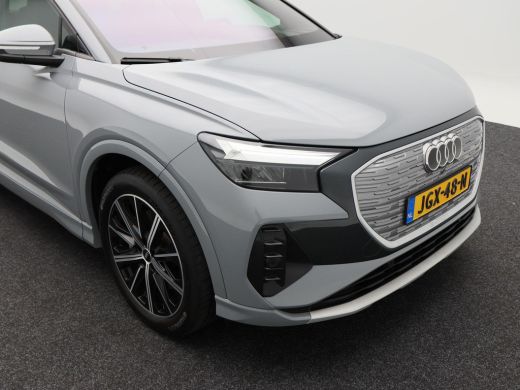 Audi Q4 e-tron 45 S-line 82 kWh 286 Pk | Head Up | Stoelverwarming | Adaptive Cruise | Memorie | Trekhaak | CarP... ActivLease financial lease