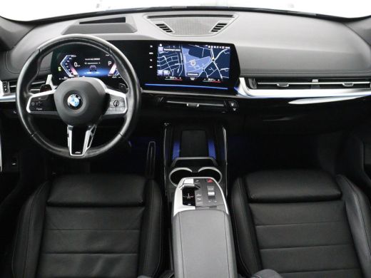 BMW X1 xDrive23i M-sport | Trekhaak | Leder | Head-up | 360 camera | Carplay | Stoelverwarming | Cruise ... ActivLease financial lease