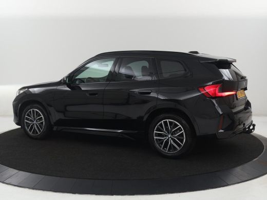BMW X1 xDrive23i M-sport | Trekhaak | Leder | Head-up | 360 camera | Carplay | Stoelverwarming | Cruise ... ActivLease financial lease