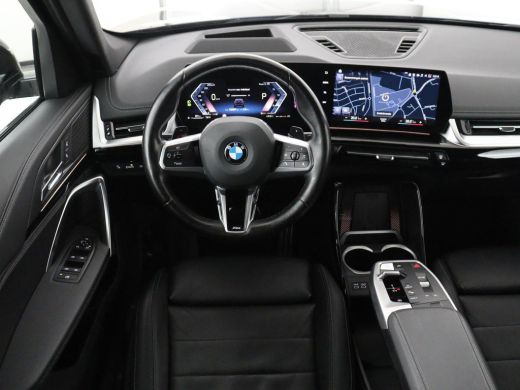 BMW X1 xDrive23i M-sport | Trekhaak | Leder | Head-up | 360 camera | Carplay | Stoelverwarming | Cruise ... ActivLease financial lease
