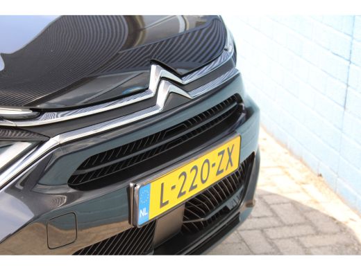 Citroën &euml;-C4 Shine 50 kWh SOH 89,81% | PEMIUM AUDIO | CAMERA | COMFORT SEATS | STOEL + STUUR VERW. | CARPLAY ActivLease financial lease