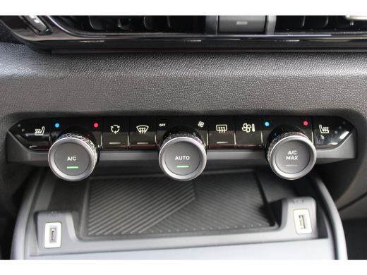 Citroën &euml;-C4 Shine 50 kWh SOH 89,81% | PEMIUM AUDIO | CAMERA | COMFORT SEATS | STOEL + STUUR VERW. | CARPLAY ActivLease financial lease