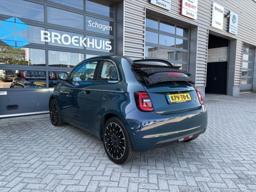 Fiat 500C 42 kWh La Prima By Bocelli | SoH 92,55% | Achteruitrijcamera | Cruise control | Apple Carplay | ActivLease financial lease