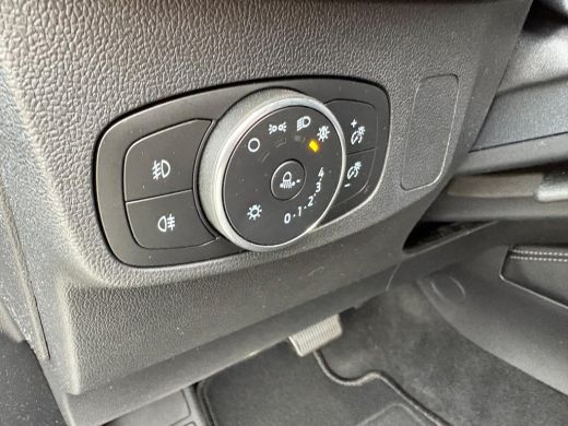 Ford Focus 125PK EcoB. Automaat Titanium Carplay-android/Navigatie/Parkeerhulp/Camera/Keyfree ActivLease financial lease