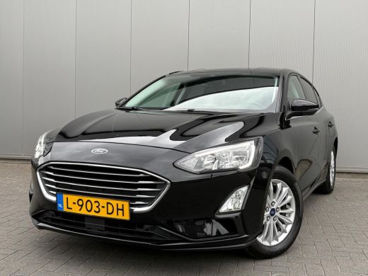 Ford Focus 125PK EcoB. Automaat Titanium Carplay-android/Navigatie/Parkeerhulp/Camera/Keyfree ActivLease financial lease