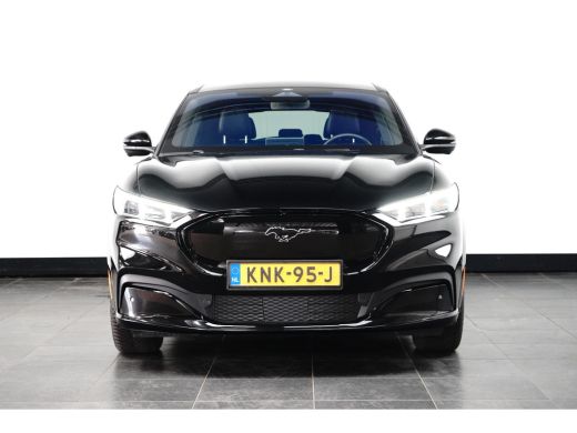 Ford Mustang Mach-E Mach-E Premium AWD 75 kWh | Panoramdak | B&O Audio | Dodehoek detcetie | Memory-seat | 360 camera... ActivLease financial lease