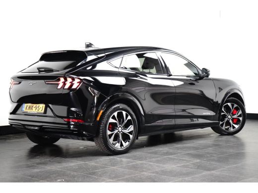 Ford Mustang Mach-E Mach-E Premium AWD 75 kWh | Panoramdak | B&O Audio | Dodehoek detcetie | Memory-seat | 360 camera... ActivLease financial lease