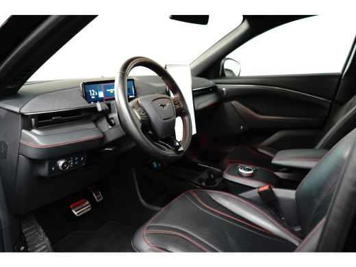 Ford Mustang Mach-E Mach-E Premium AWD 75 kWh | Panoramdak | B&O Audio | Dodehoek detcetie | Memory-seat | 360 camera... ActivLease financial lease